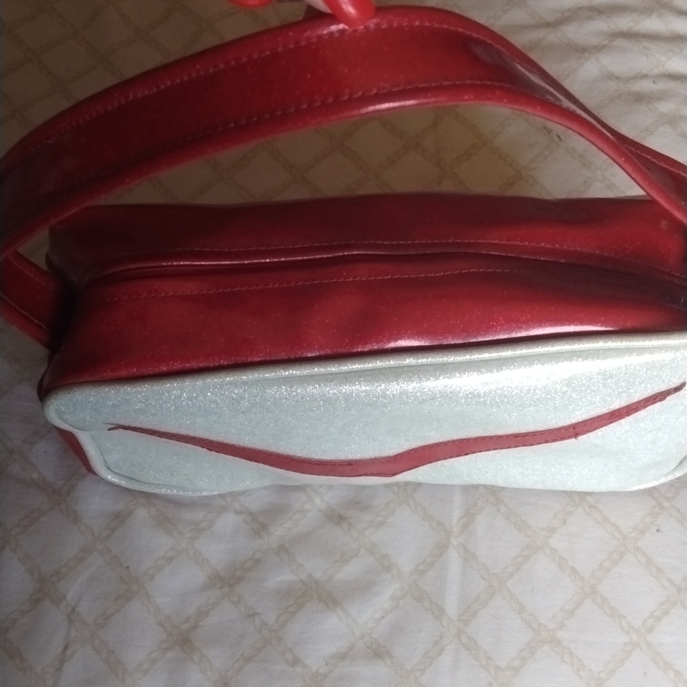 Hot Rod Vinyl Purse - Picture 4 of 13